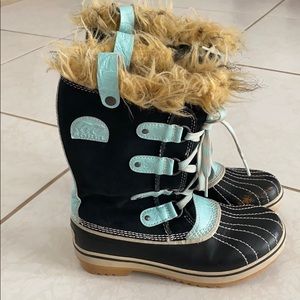 Sorel Girls Boots Size 4